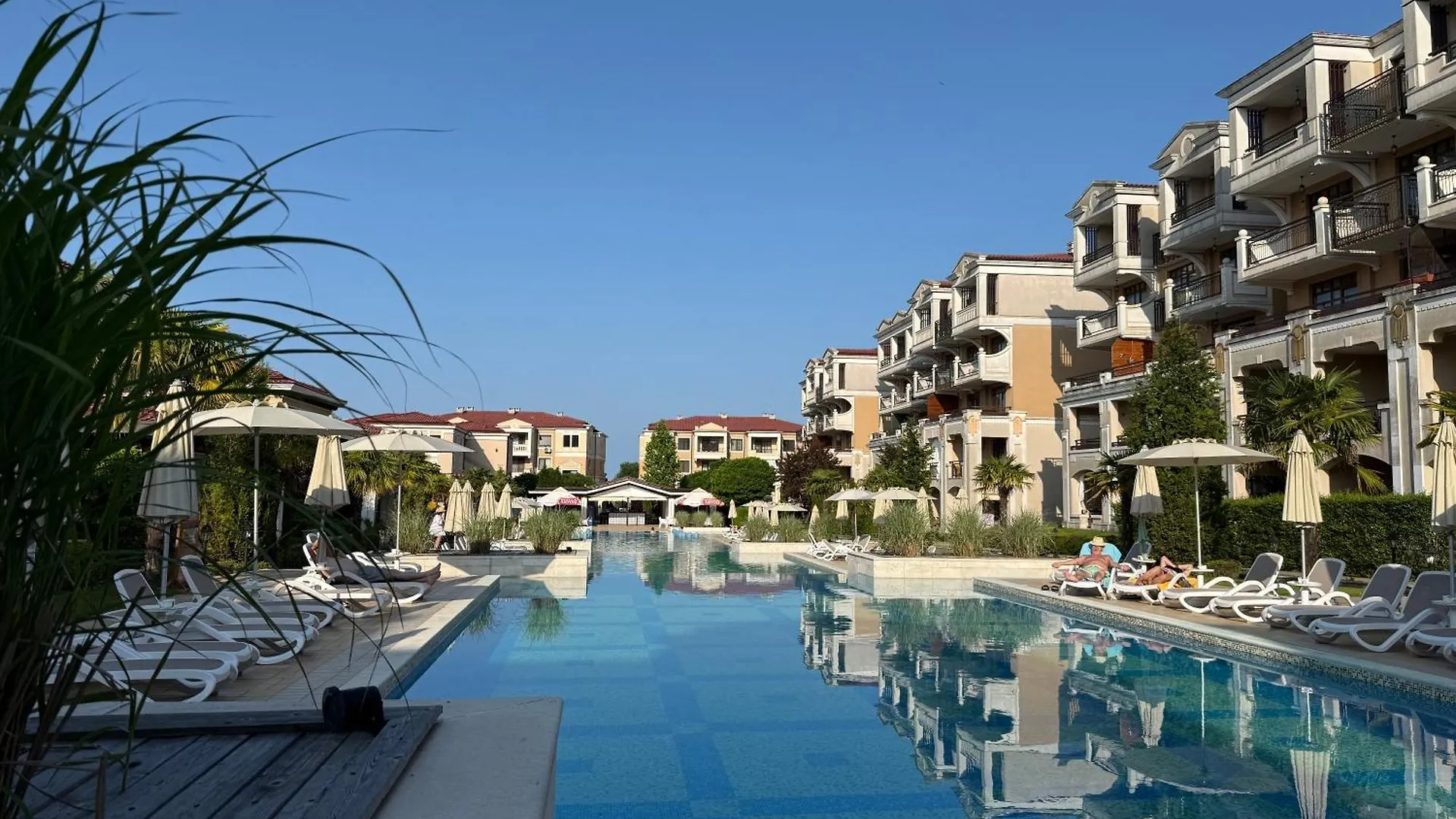 One Bedroom Apartment With Sea View In Complex Gl On Kavatsi Beach Sozopol